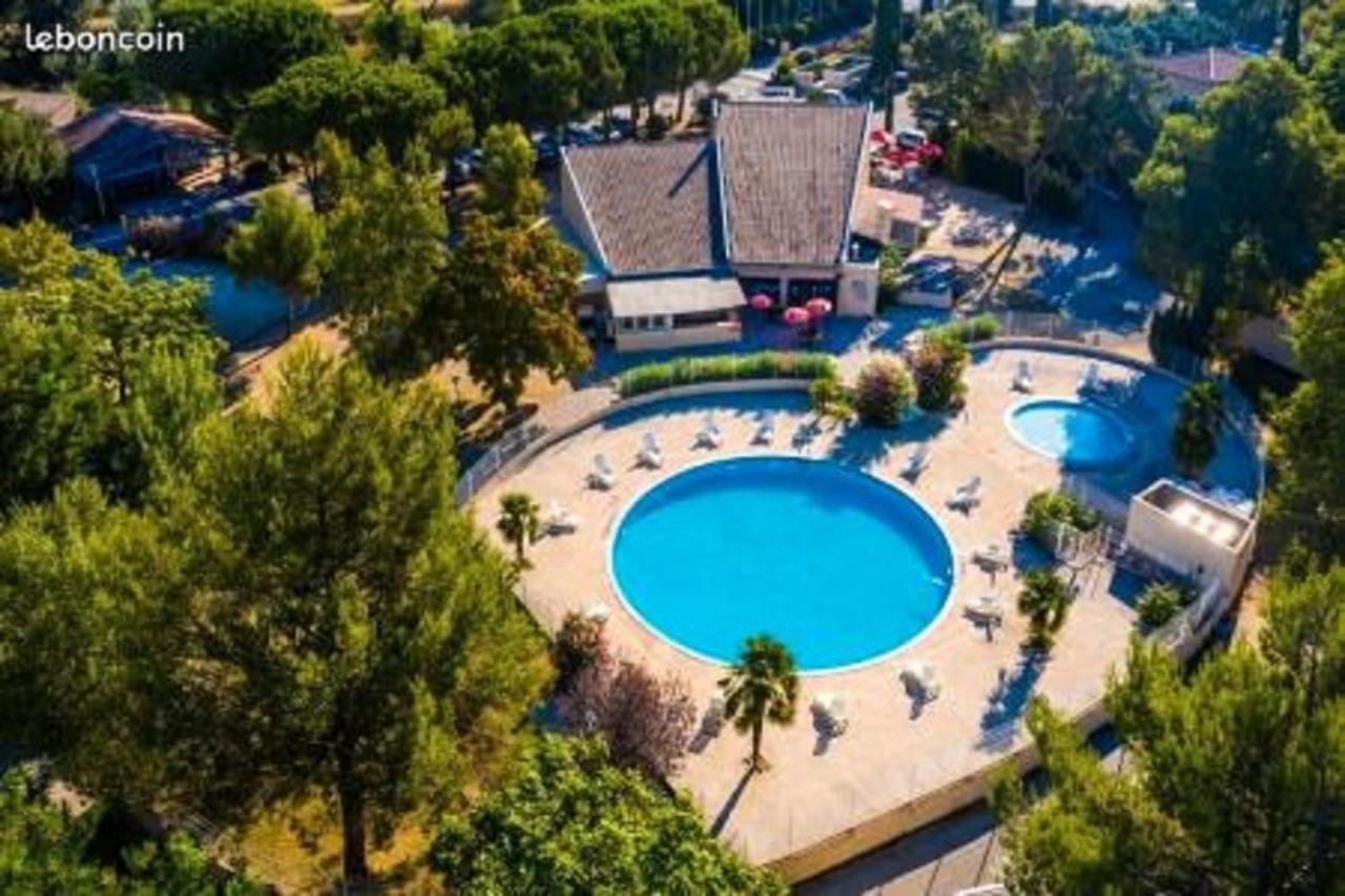 La Roque D'Antheron - Mobile-Home - 6 Pers - 3 Ch - Piscine Bagian luar foto