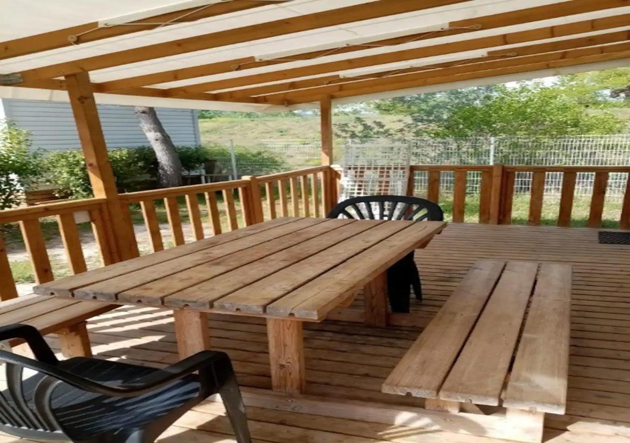 La Roque D'Antheron - Mobile-Home - 6 Pers - 3 Ch - Piscine Bagian luar foto