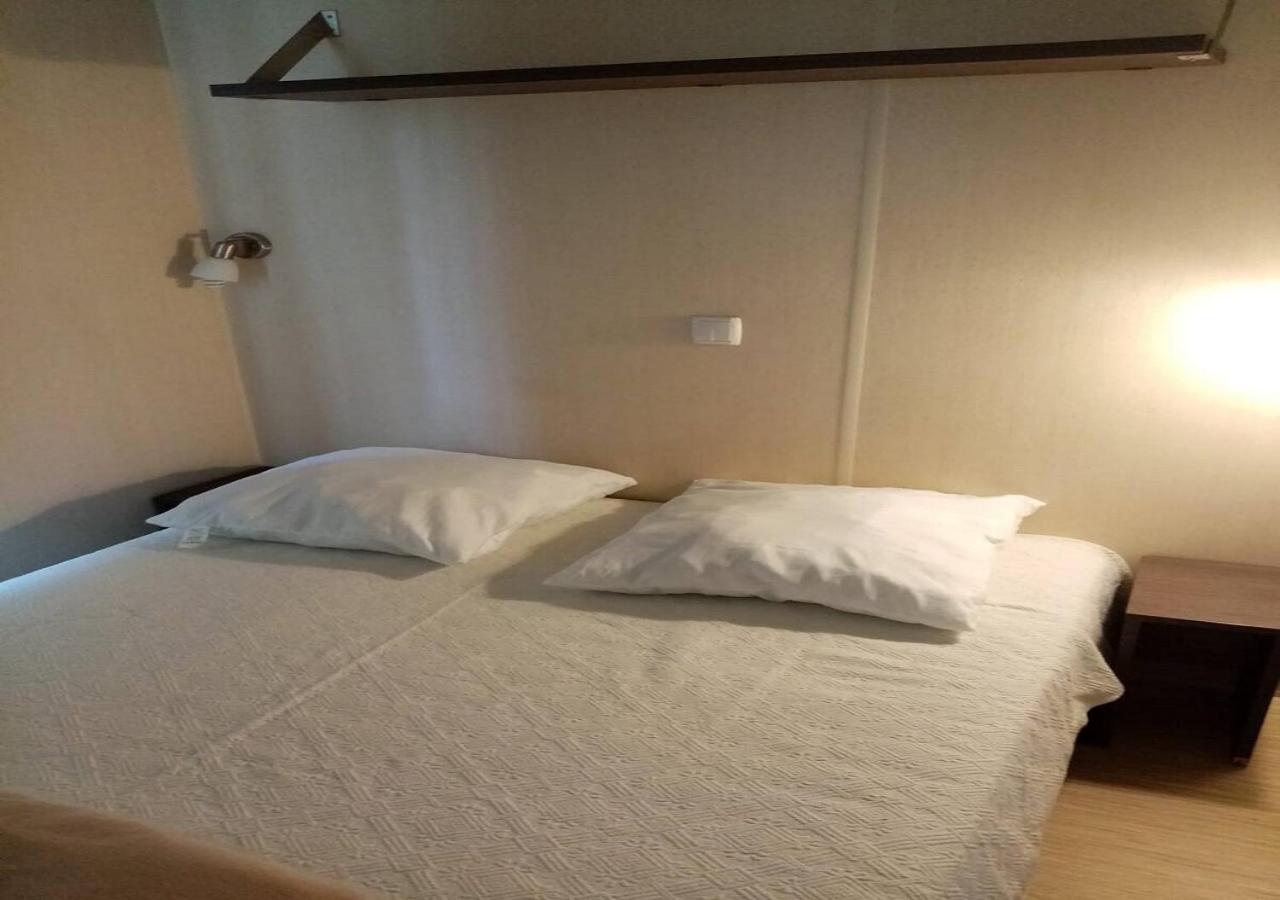 La Roque D'Antheron - Mobile-Home - 6 Pers - 3 Ch - Piscine Bagian luar foto